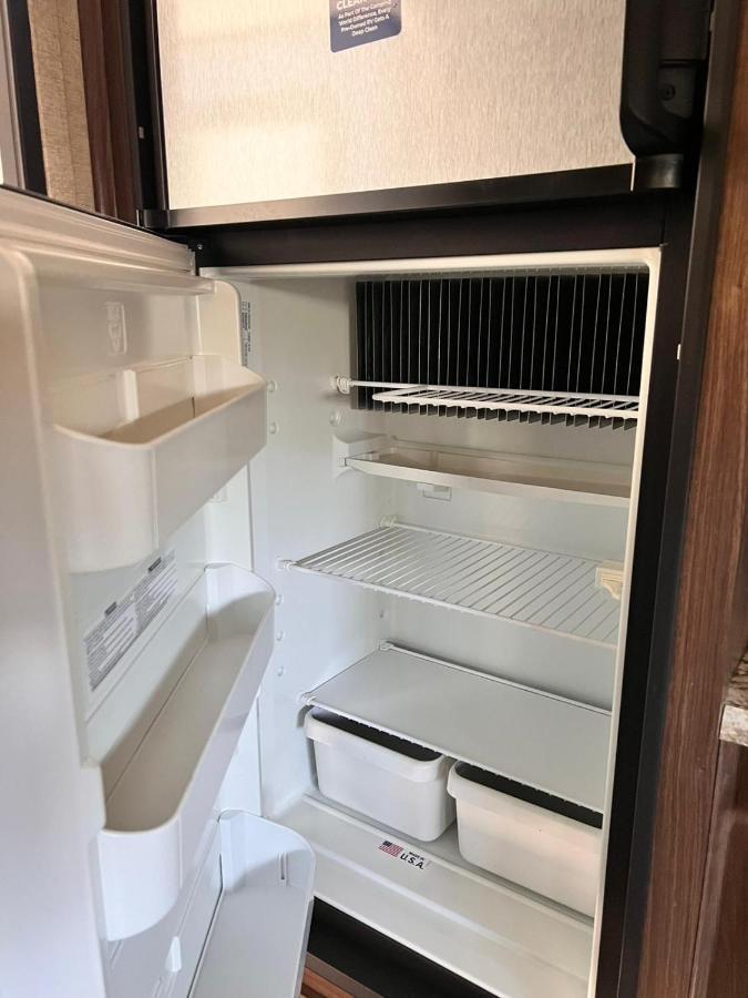 Rv Camper Paradise On The Wheels In Clearwater Beaches Largo Exterior photo