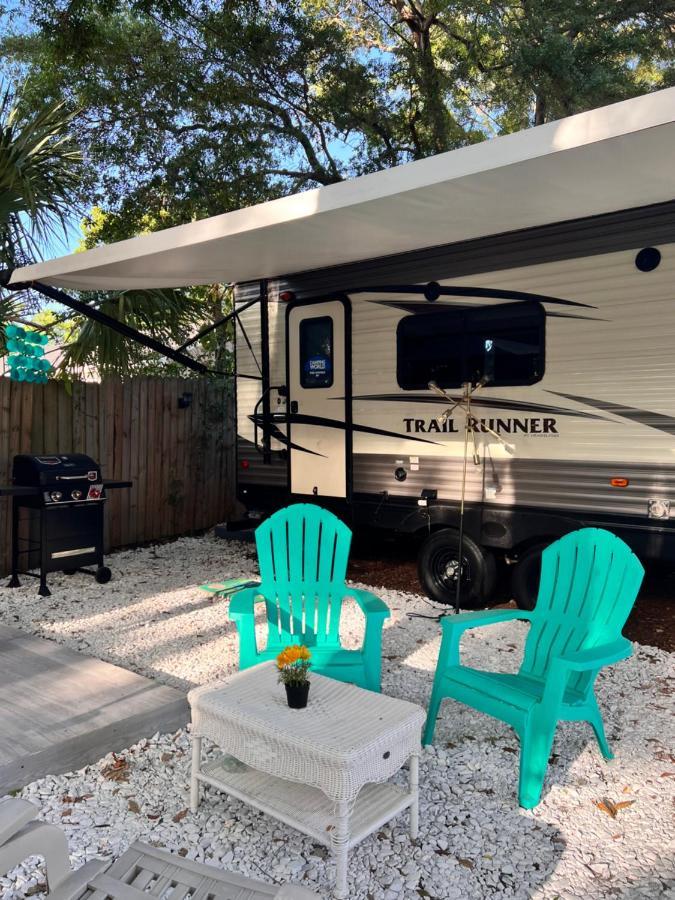 Rv Camper Paradise On The Wheels In Clearwater Beaches Largo Exterior photo