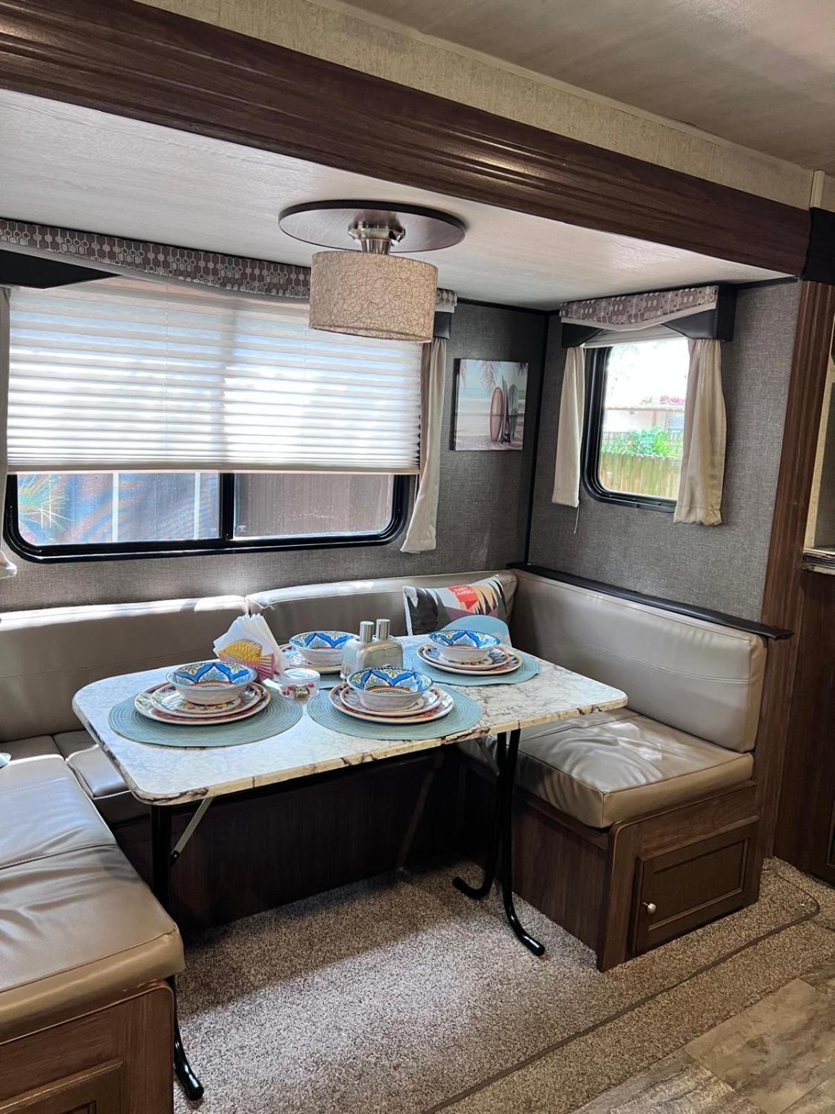 Rv Camper Paradise On The Wheels In Clearwater Beaches Largo Exterior photo